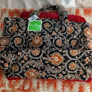 Vera Bradley Ladies Shoulder Bag with matching purse in Caffe Latte style.